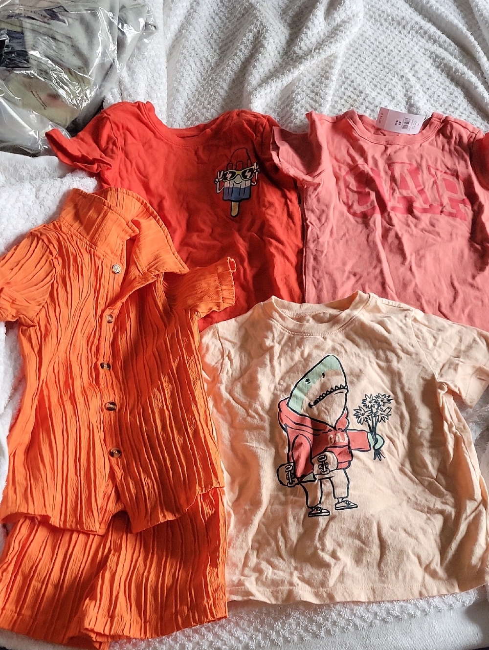 Kids Short Sleeve Graphic Tee - Peach/Coral